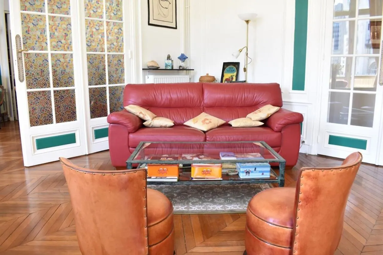 Daire Charming 2 Bedroom With View Of Gare De Lyon *