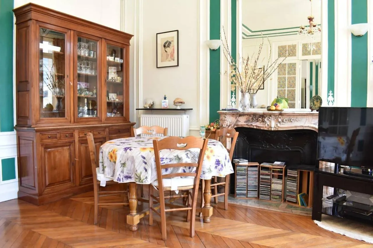 Charming 2 Bedroom With View Of Gare De Lyon Daire Paris